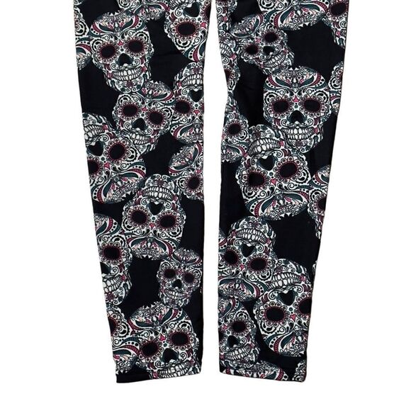 NWT EYE CANDY Skull Print Leggings MEDIUM - Picture 6 of 13